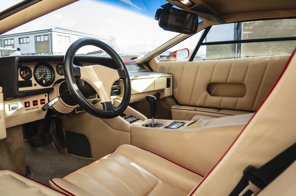 1990 LAMBORGHINI COUNTACH 25TH ANNIVERSARY, 5/20