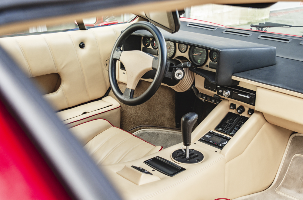1990 LAMBORGHINI COUNTACH 25TH ANNIVERSARY, 15/20