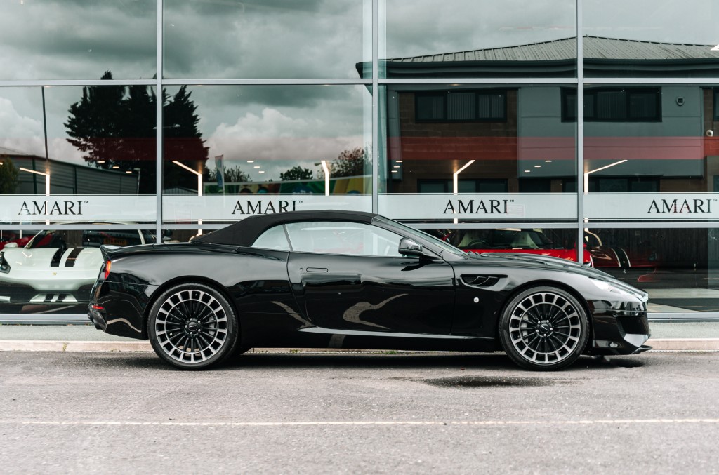 2016 ASTON MARTIN VENGEANCE VOLANTE, 8/20