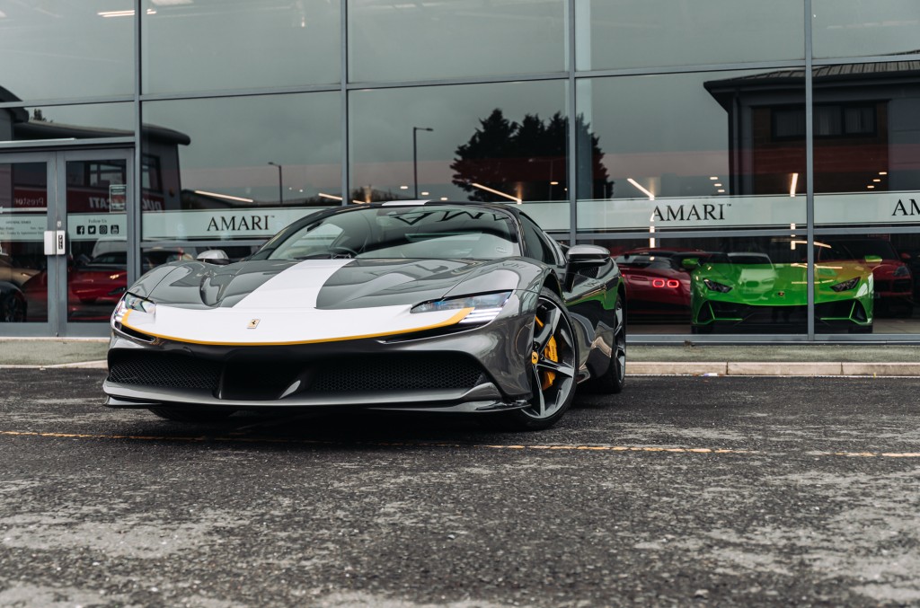 2021 Ferrari SF90 Stradale Assetto, 20/20