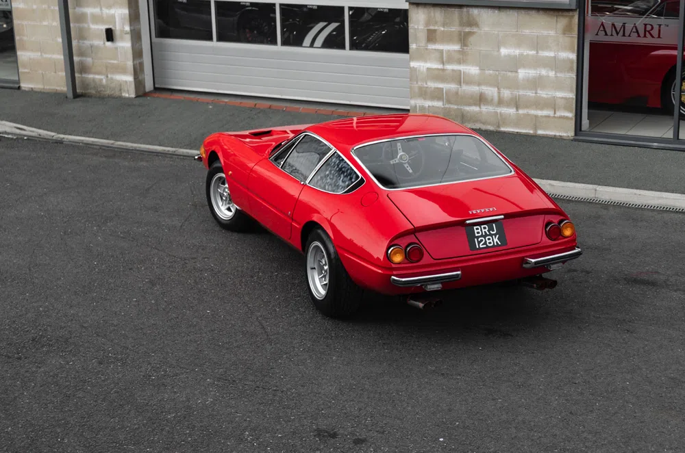 1972 Ferrari 365 GTB/4 Daytona, rear three-quarter view, Rosso Chiaro