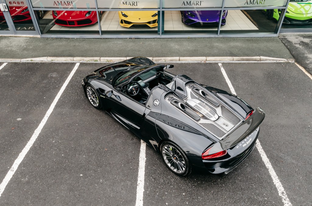 2015 PORSCHE 918 SPYDER, 2/20