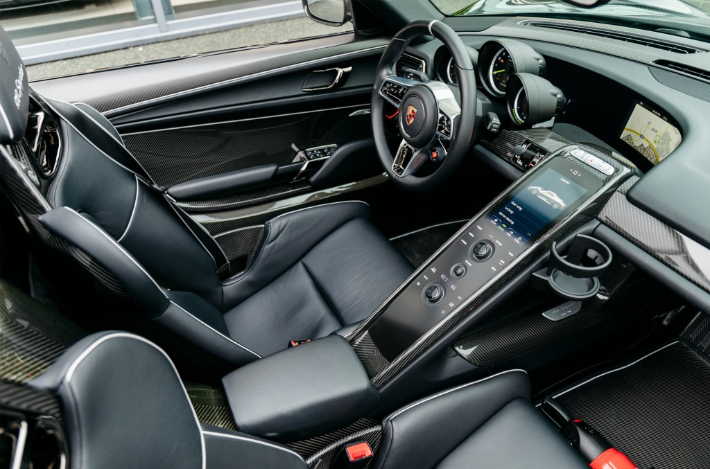 2015 PORSCHE 918 SPYDER, 18/20