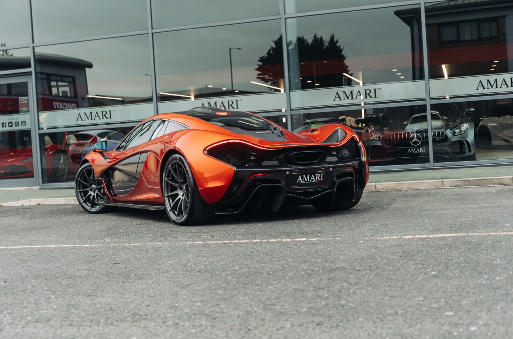2016 MCLAREN P1, 2/20