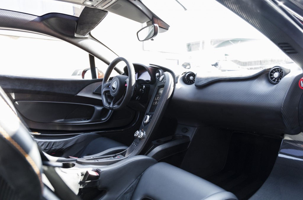 2016 MCLAREN P1, 11/20