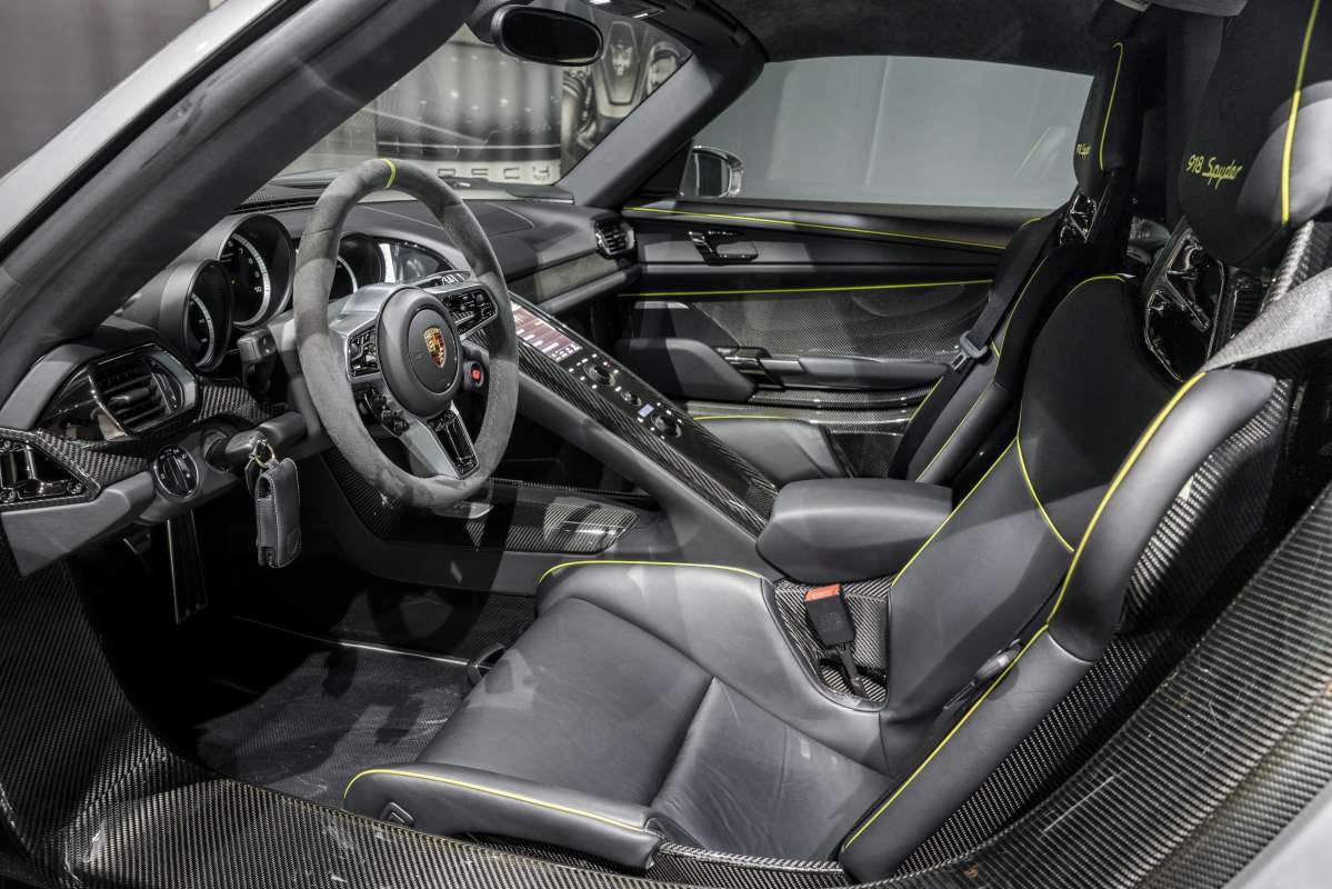 2014 Porsche 918 Spyder, 4/14