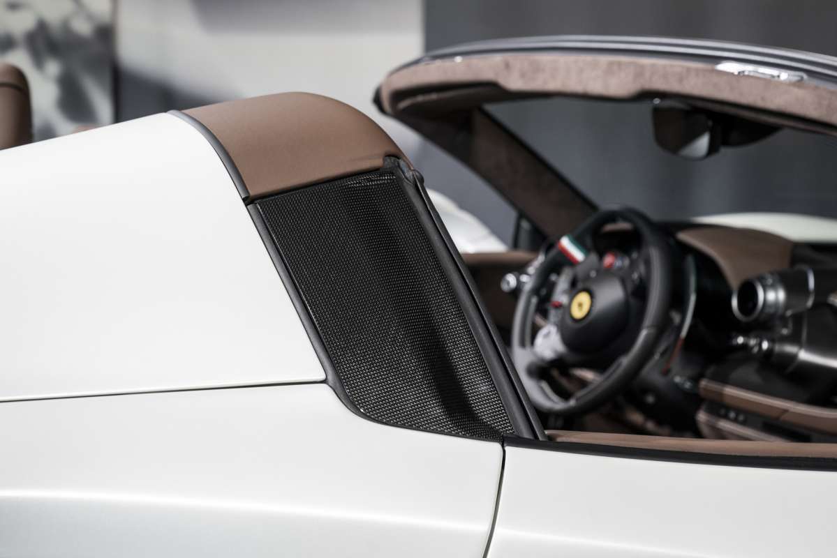 2021 FERRARI F8 SPIDER, 14/15