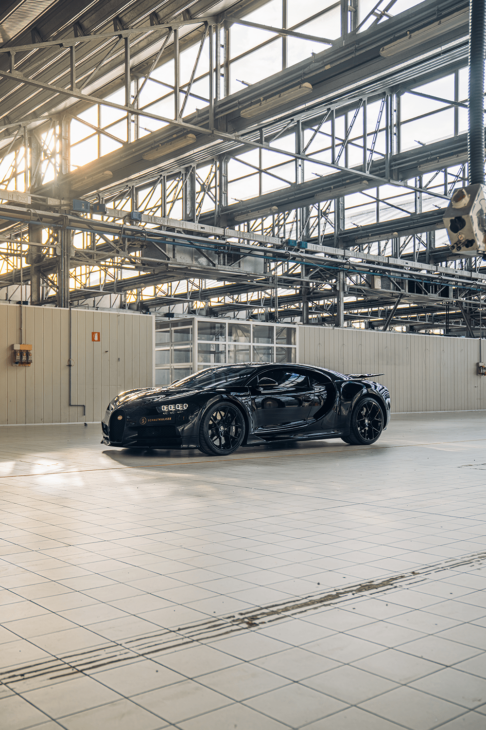 2016 BUGATTI CHIRON, 2/19
