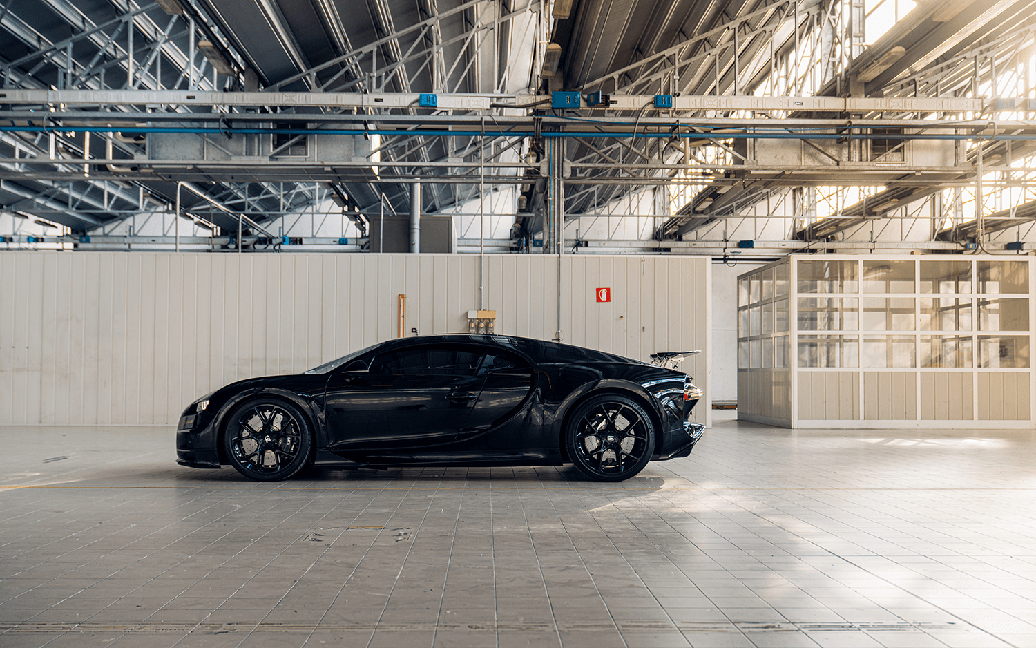2016 BUGATTI CHIRON, 8/19