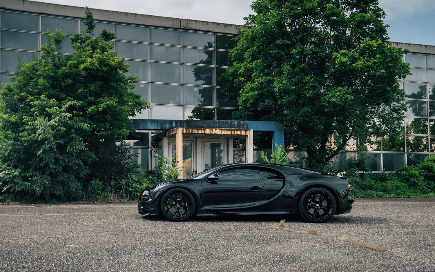 2016 Bugatti Chiron for sale, exterior