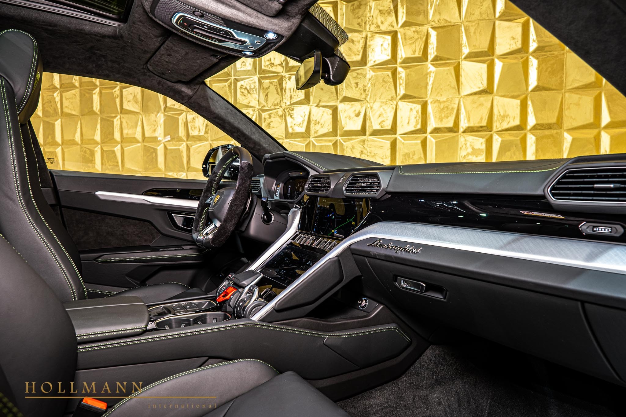 2021 Lamborghini Urus By NOVITEC, 3/20