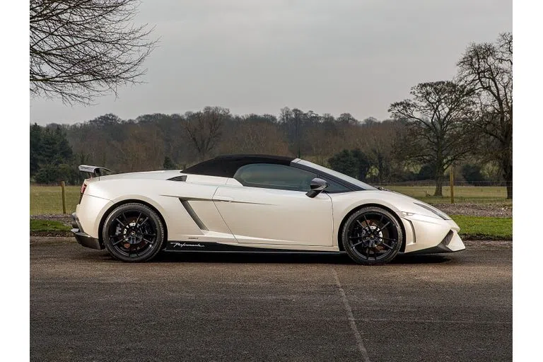 2011 Lamborghini Gallardo for sale, exterior, White