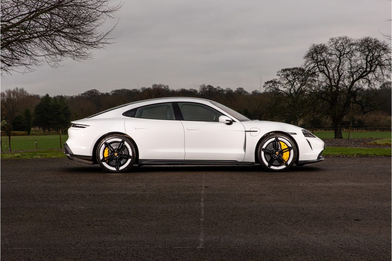 2021 Porsche Taycan Turbo S, 11/20