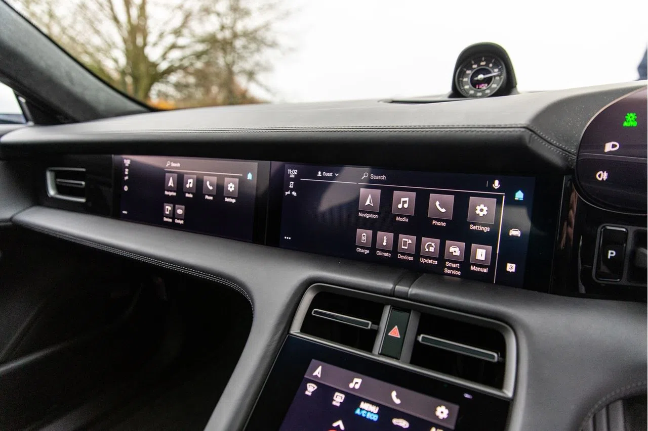 2021 Porsche Taycan Turbo S interior, Black, Full leather