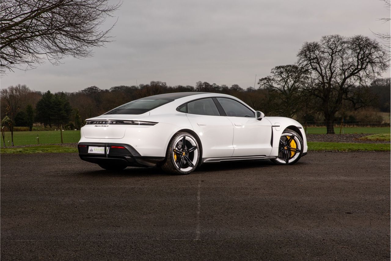 2021 Porsche Taycan Turbo S, 13/20