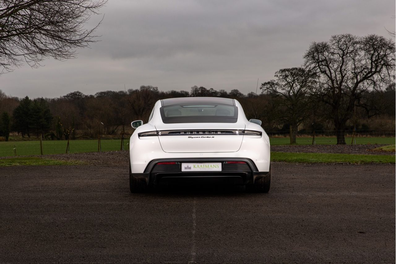 2021 Porsche Taycan Turbo S, 15/20