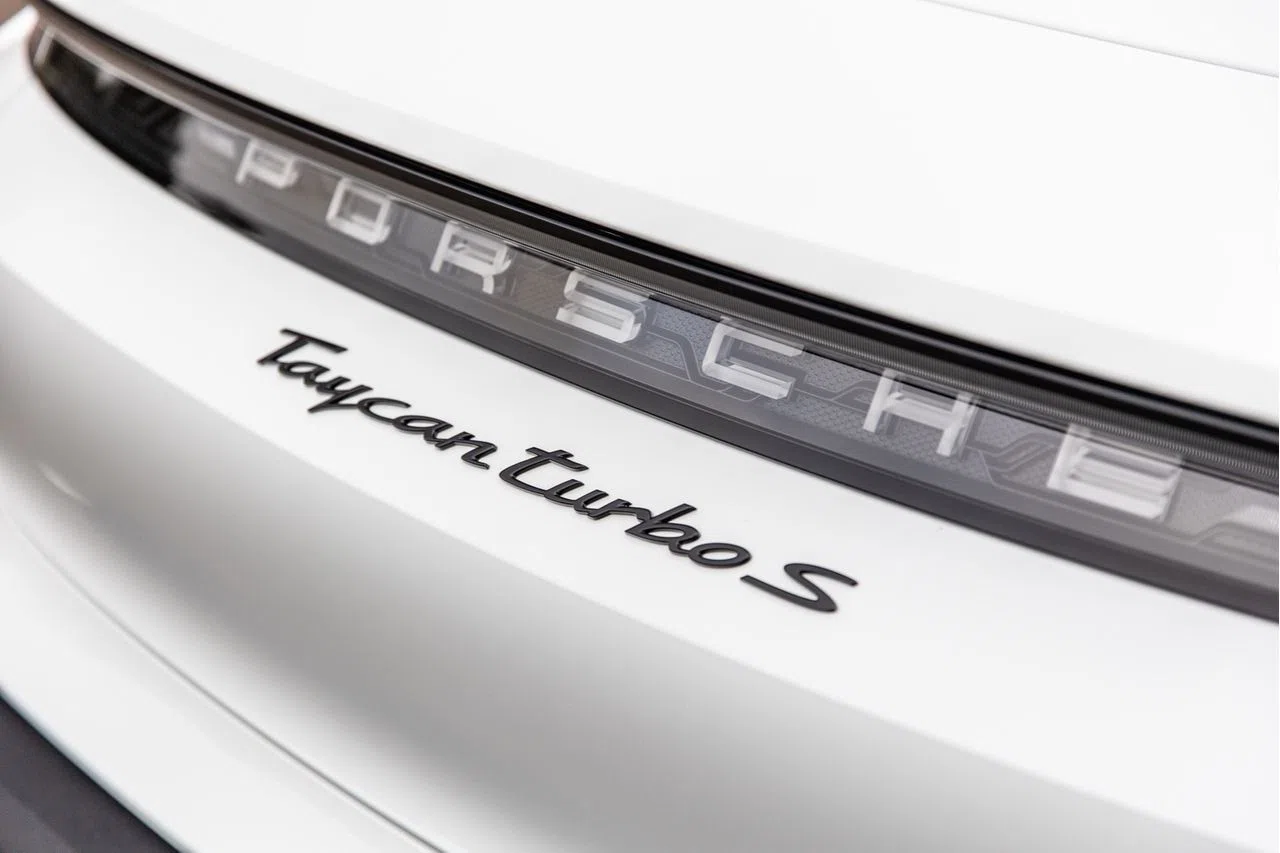 2021 Porsche Taycan Turbo S, detail