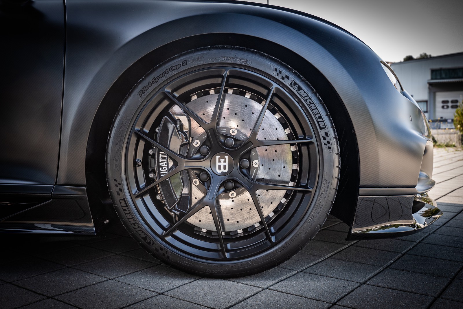 BUGATTI CHIRON EqDITION NOIRE 1 of 20, 11/17
