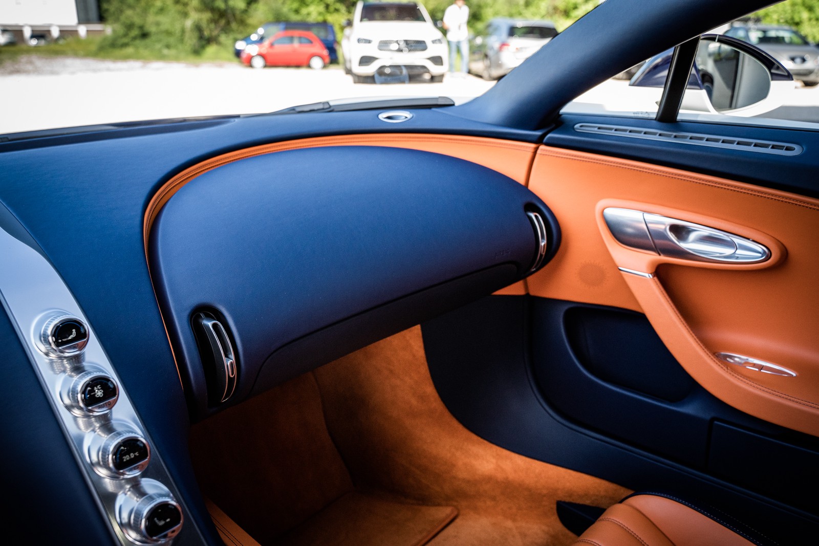 2018 BUGATTI CHIRON, 4/17