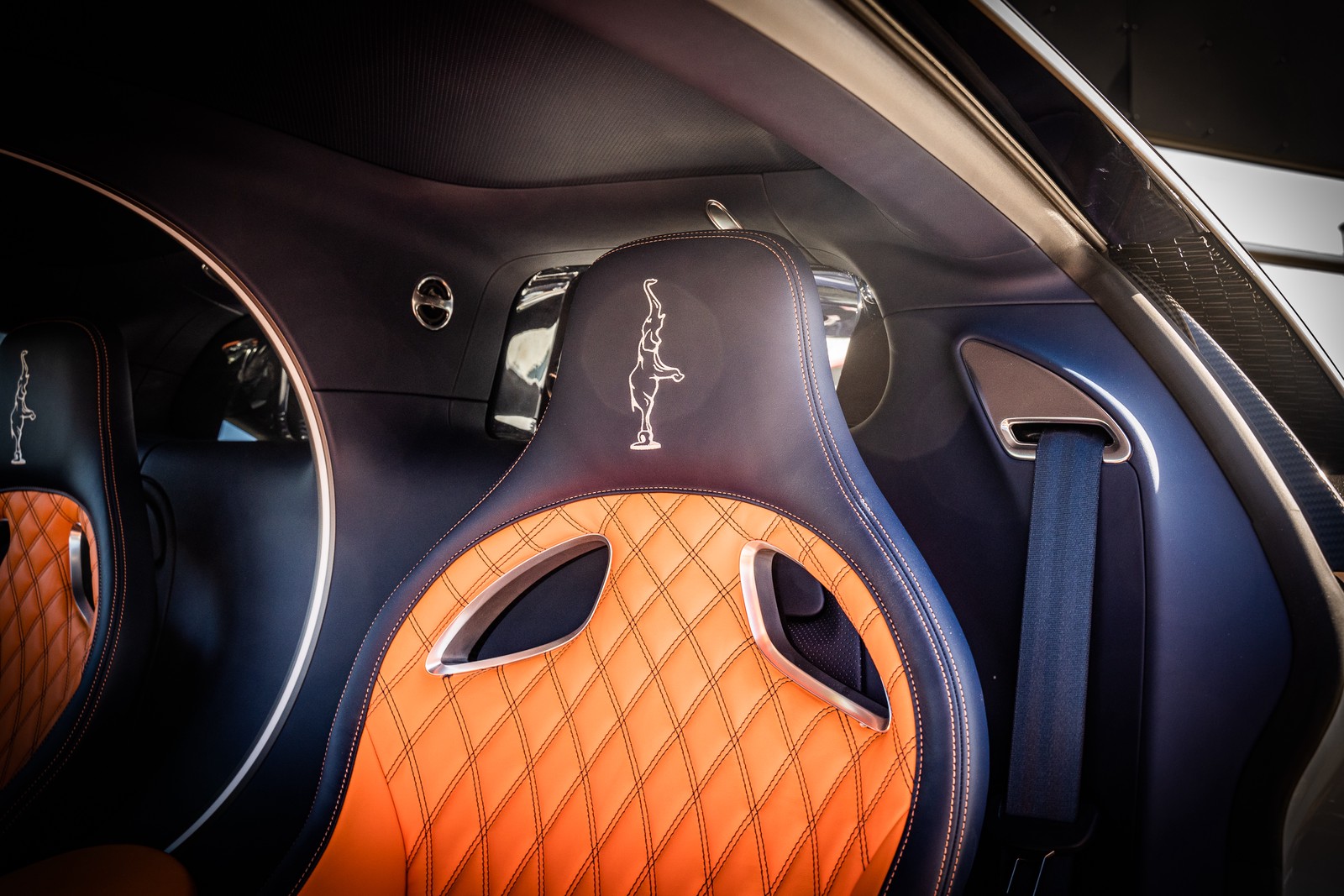 2018 BUGATTI CHIRON, 9/17