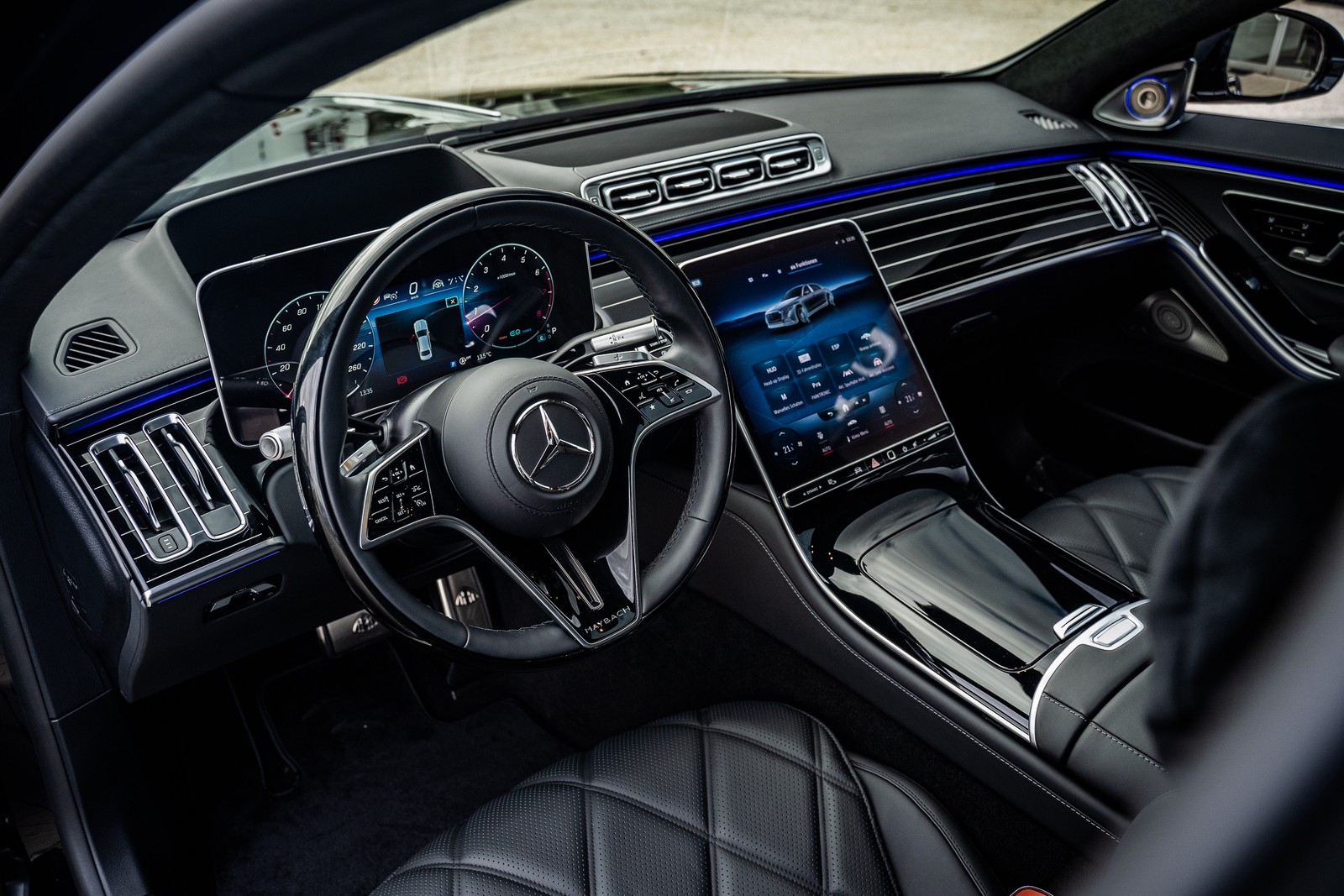 2022 Mercedes-Maybach S 580, 7/16