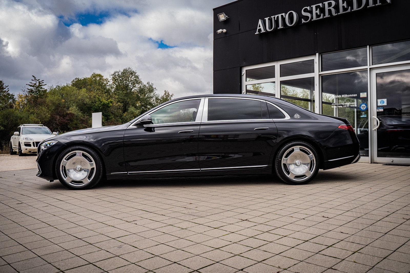 2022 Mercedes-Maybach S 580, 14/16