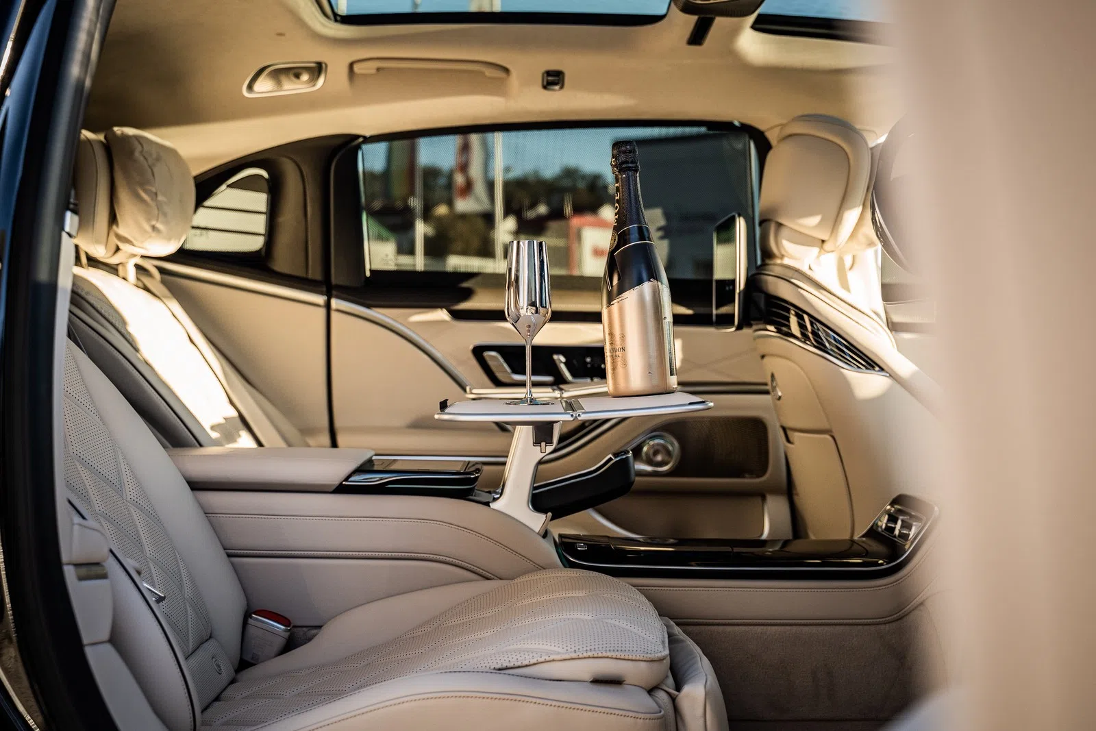 2022 Mercedes-Maybach S 680 interior, seats