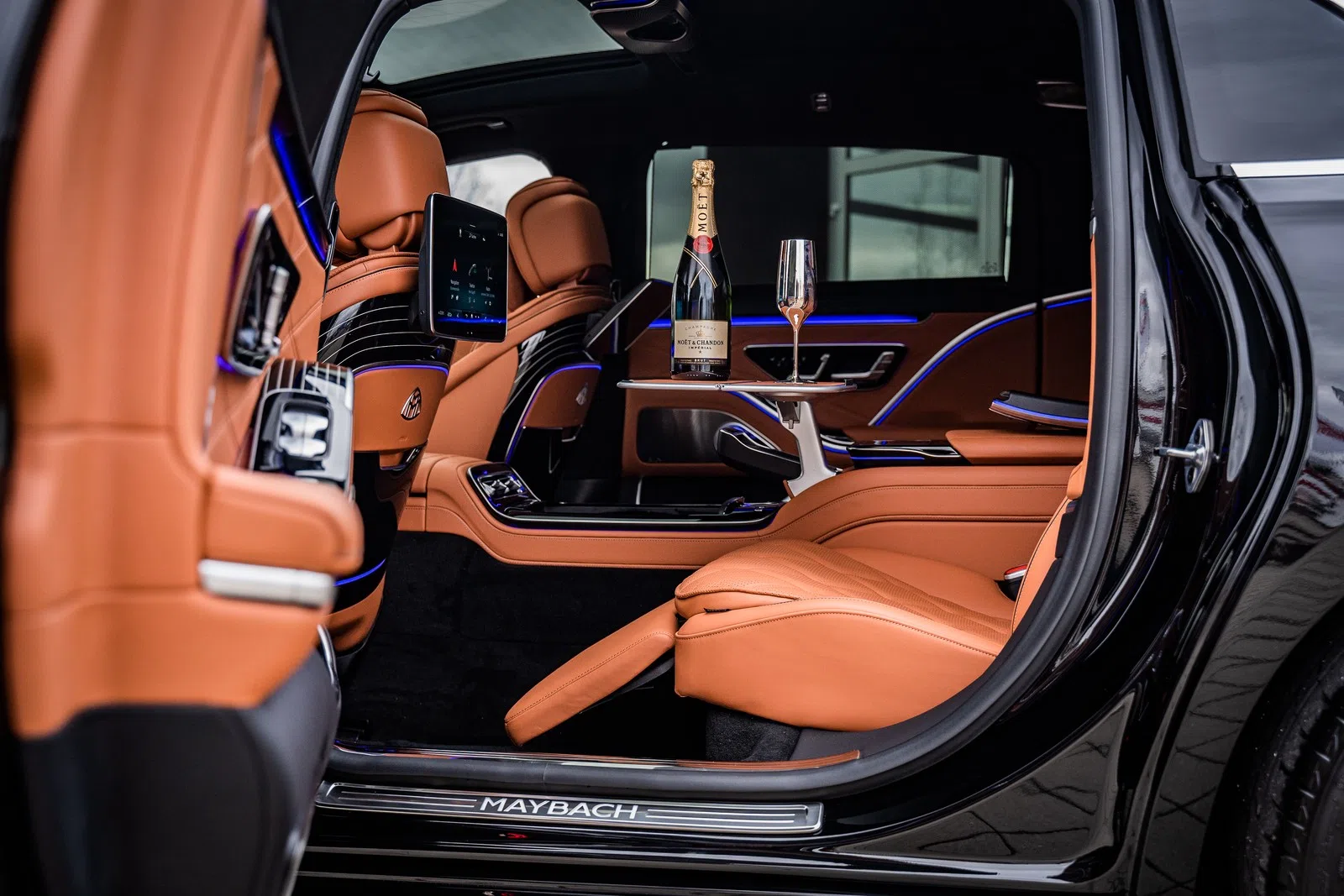 2022 Mercedes-Maybach S 580 interior, seats