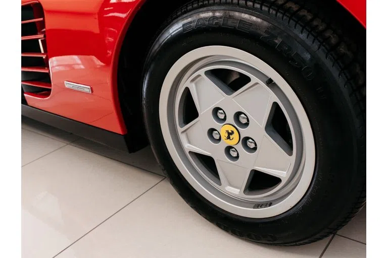 1991 Ferrari Testarossa wheel