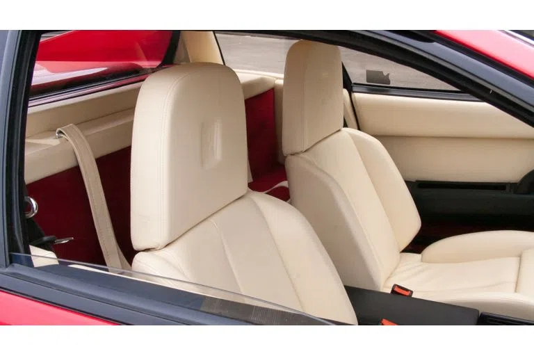 1991 Ferrari Testarossa interior, seats, Other