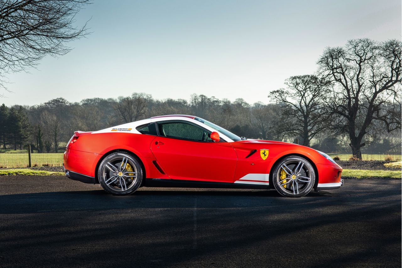 2012 Ferrari 599 F1 60 Alonso edition, 5/20