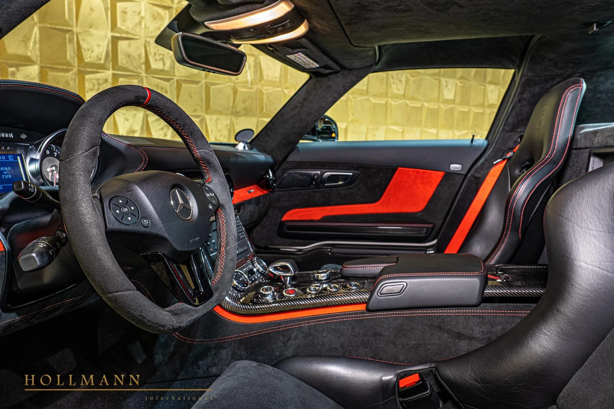 2013 Mercedes-Benz SLS AMG Black Series interior, Leather black