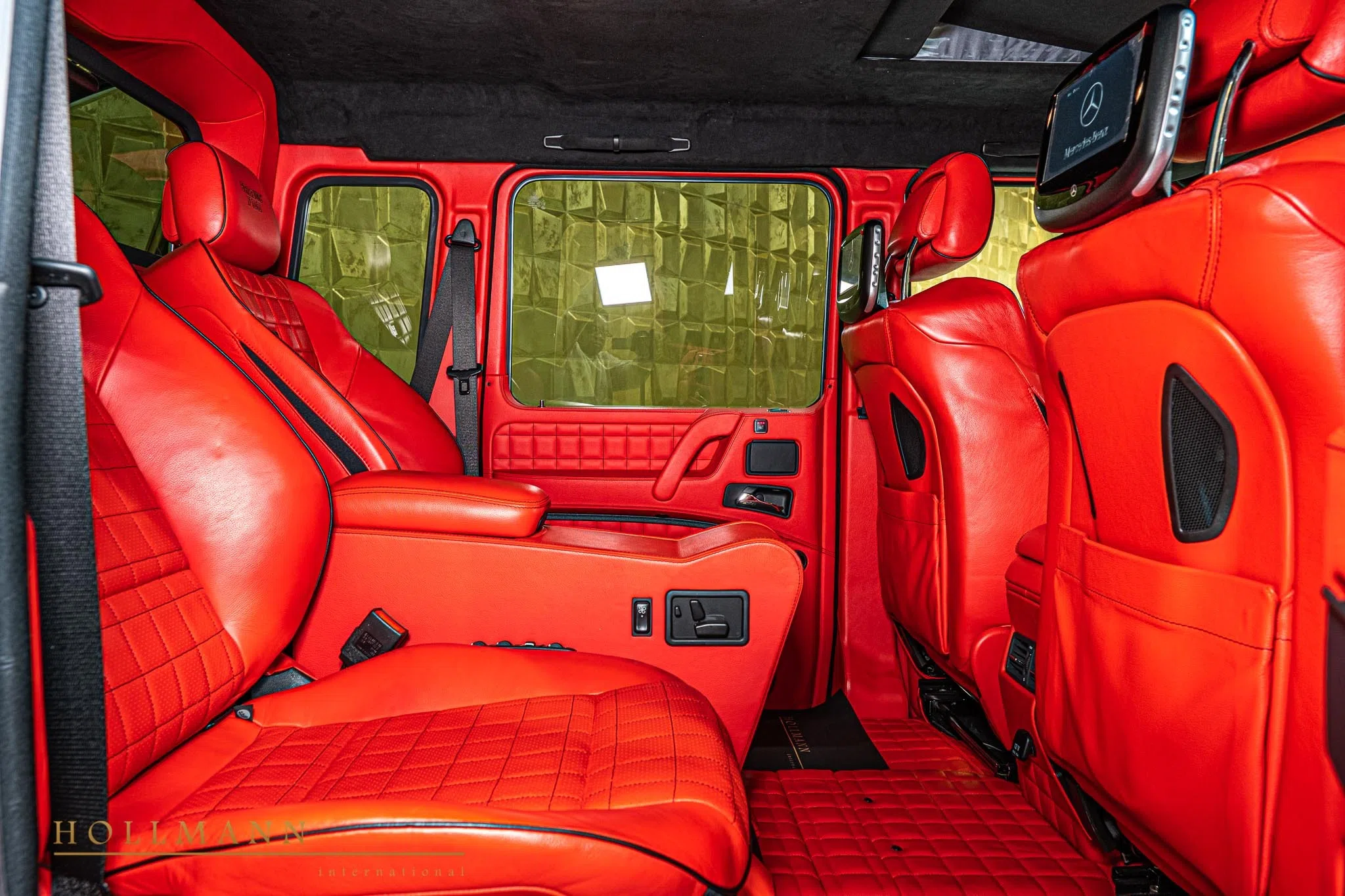 2019 BRABUS G 700 6x6 interior, seats, BRABUS Pepper Red
