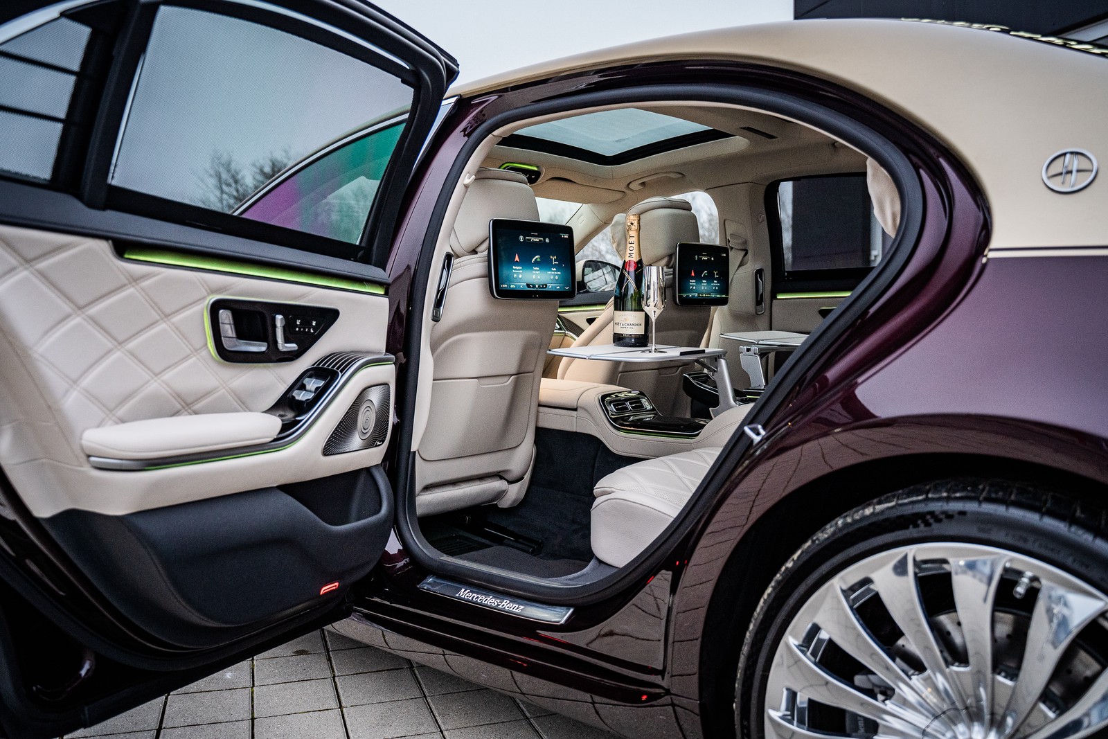 2022 Mercedes-Maybach S580 by Hofele Design, 3/16