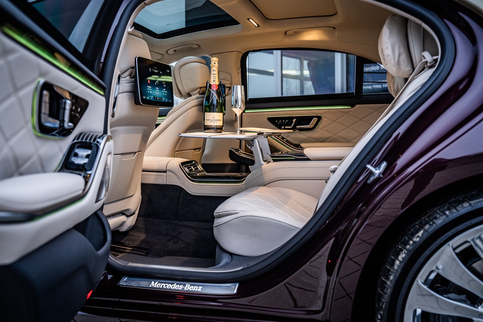 2022 Mercedes-Maybach S580 by Hofele Design, 10/16