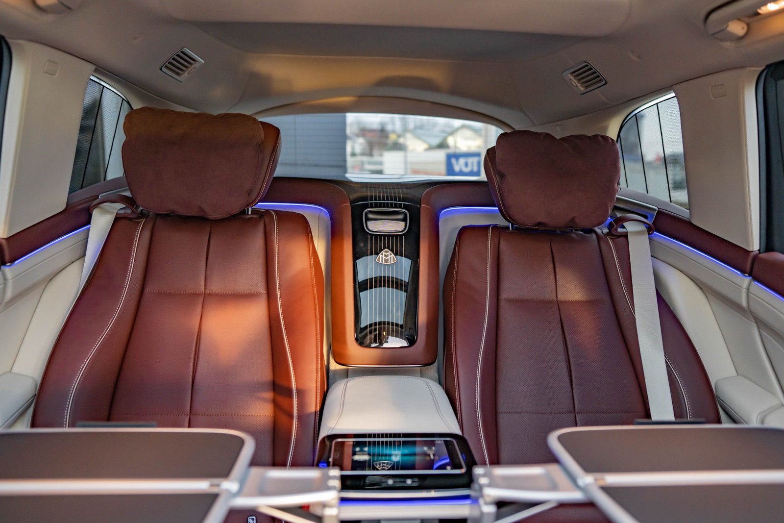 2022 Mercedes-Maybach GLS 600, 15/16