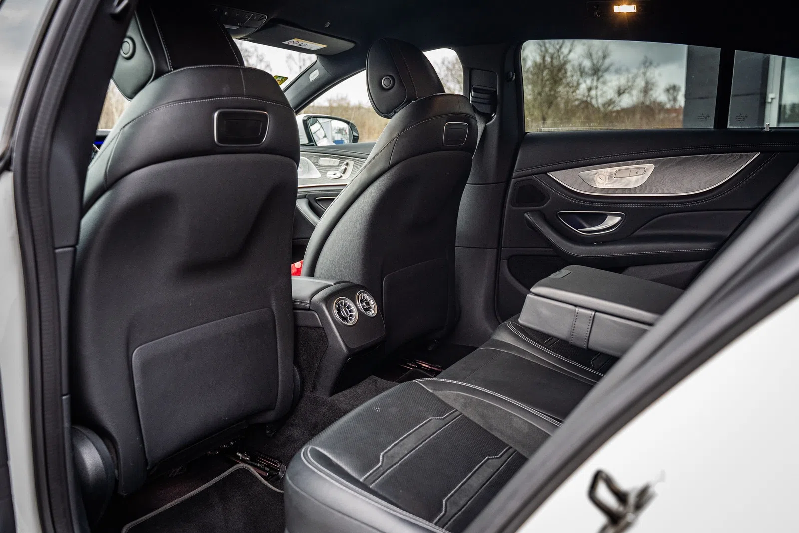 2009 Mercedes-AMG GT 63 4MATIC + interior, seats