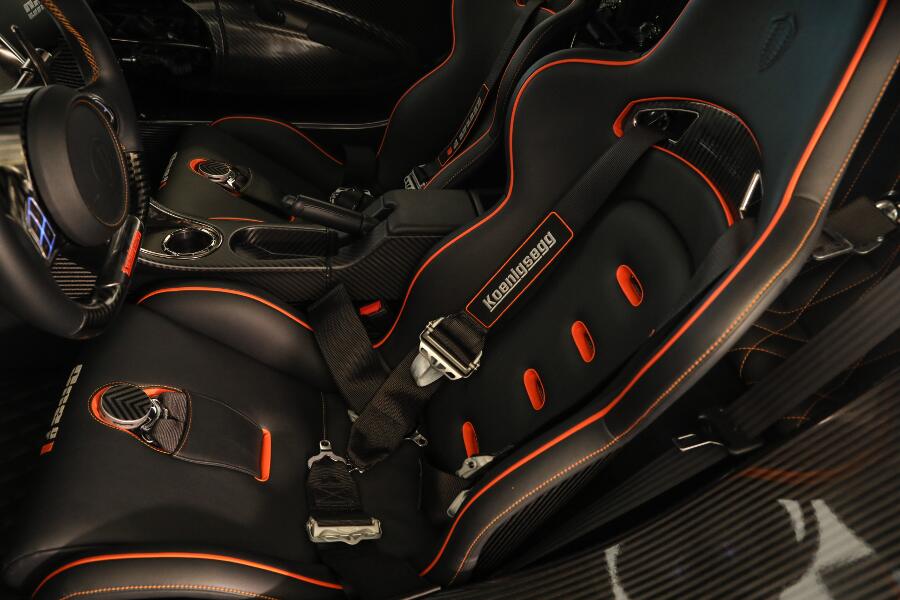 2016 KOENIGSEGG ONE:1, 16/17