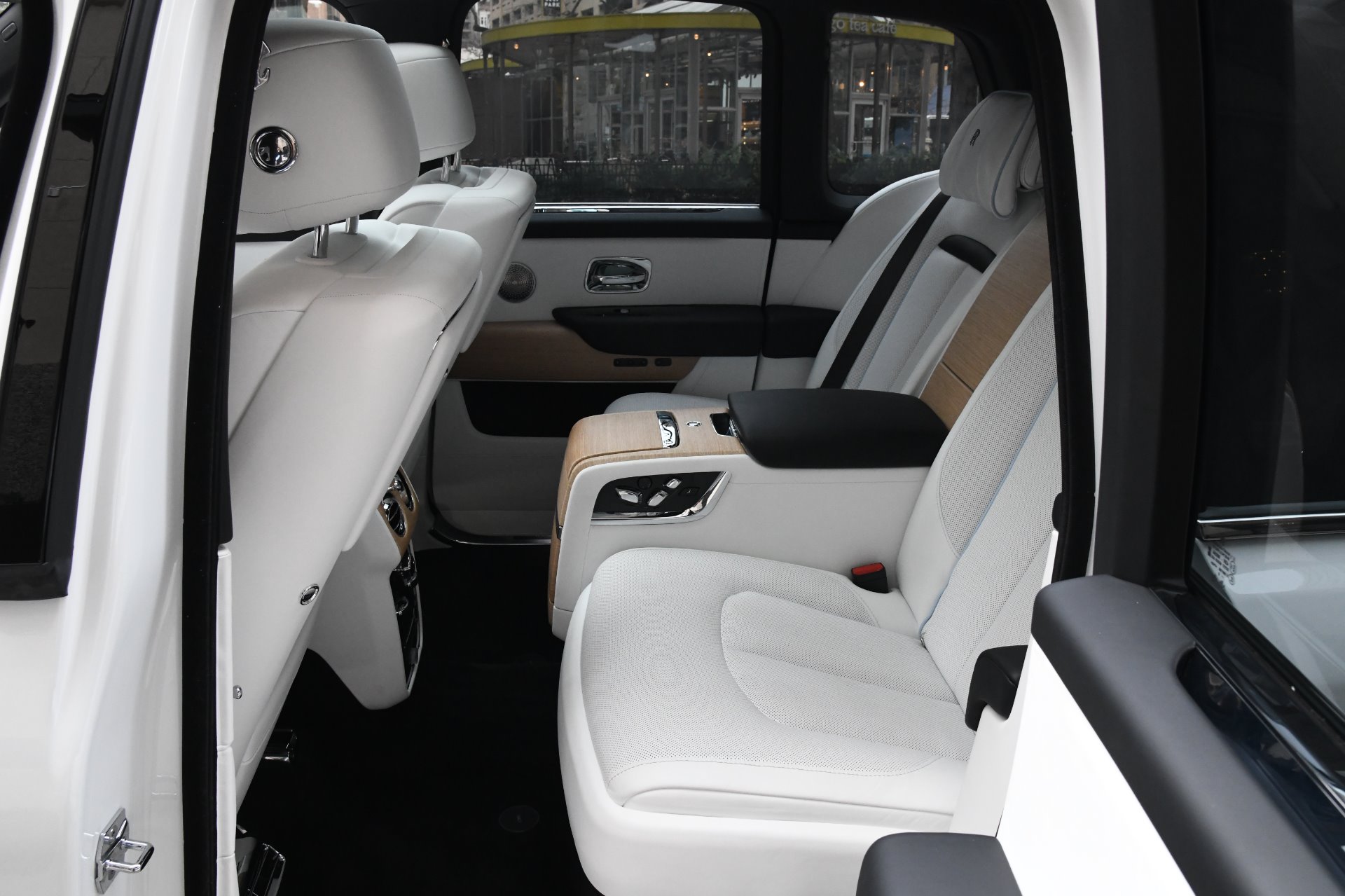 2019 Rolls-Royce Cullinan, 10/20