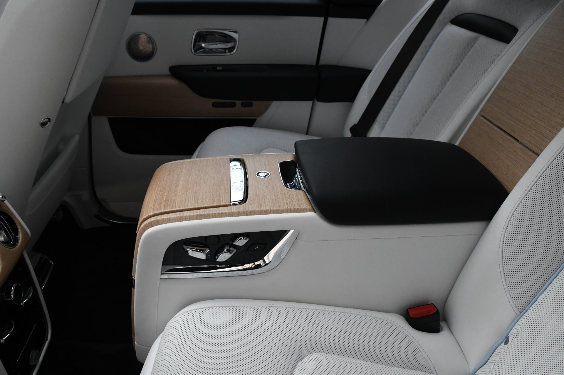 2019 Rolls-Royce Cullinan, 12/20