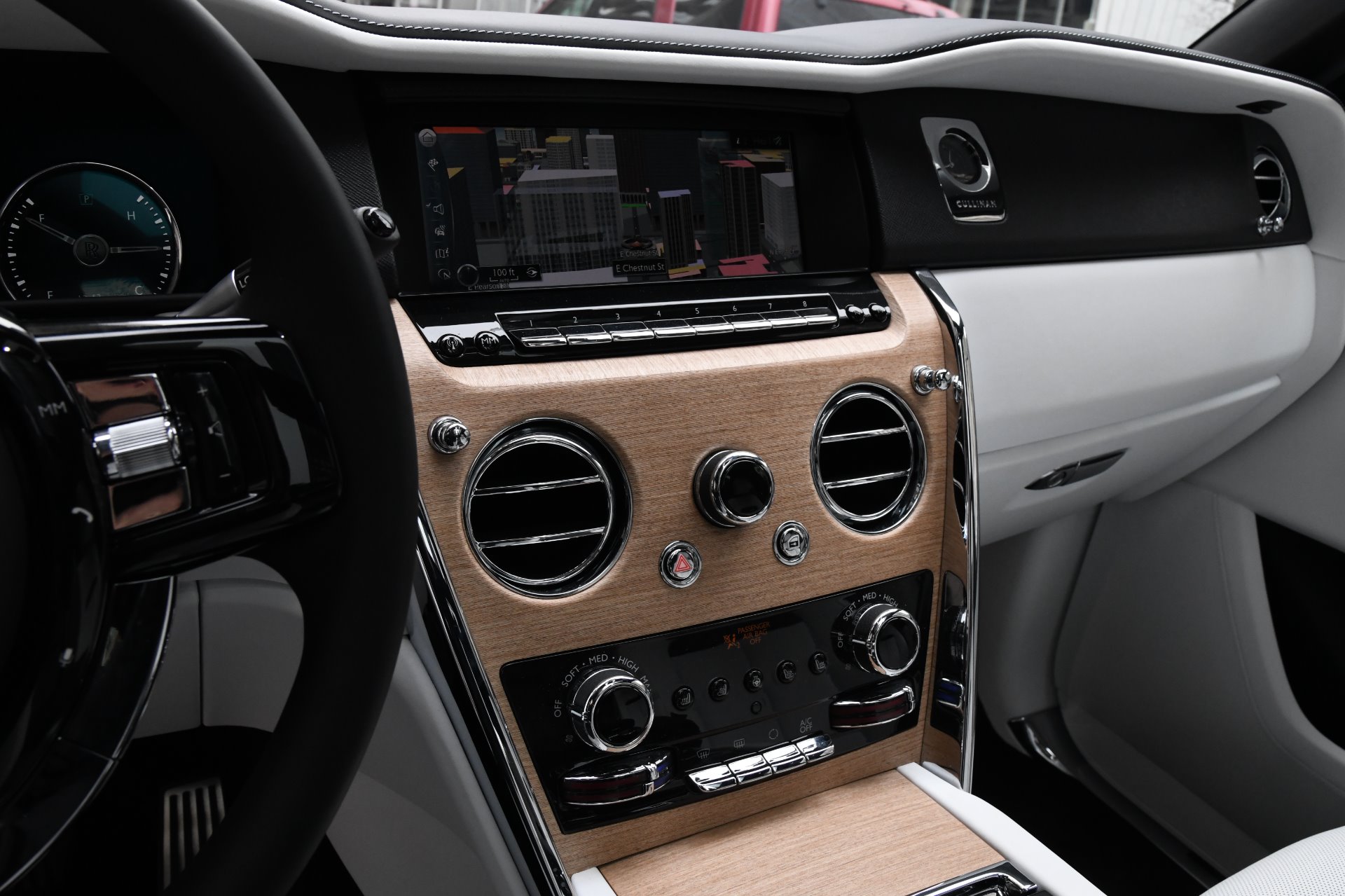 2019 Rolls-Royce Cullinan, 17/20