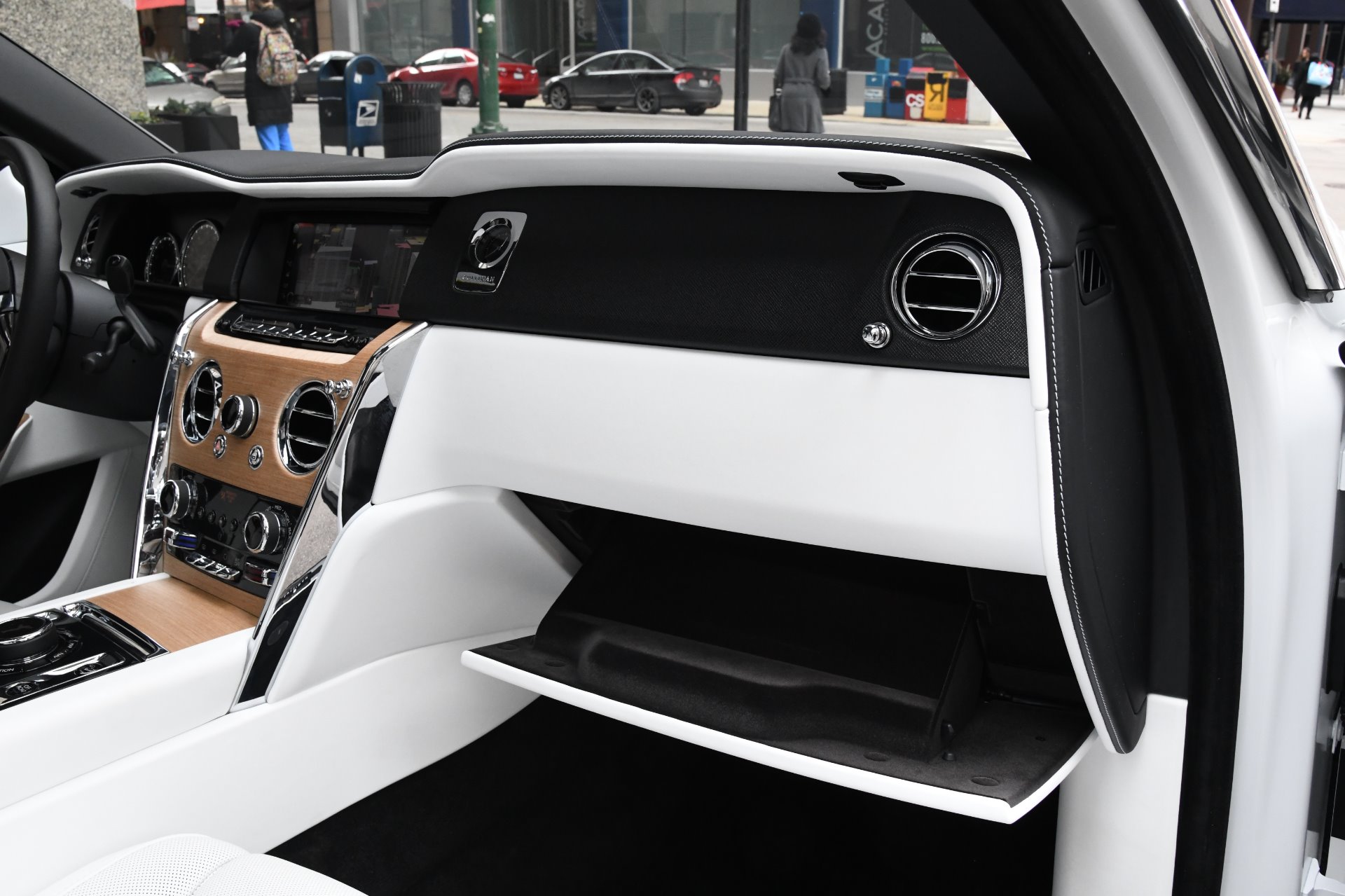2019 Rolls-Royce Cullinan, 18/20