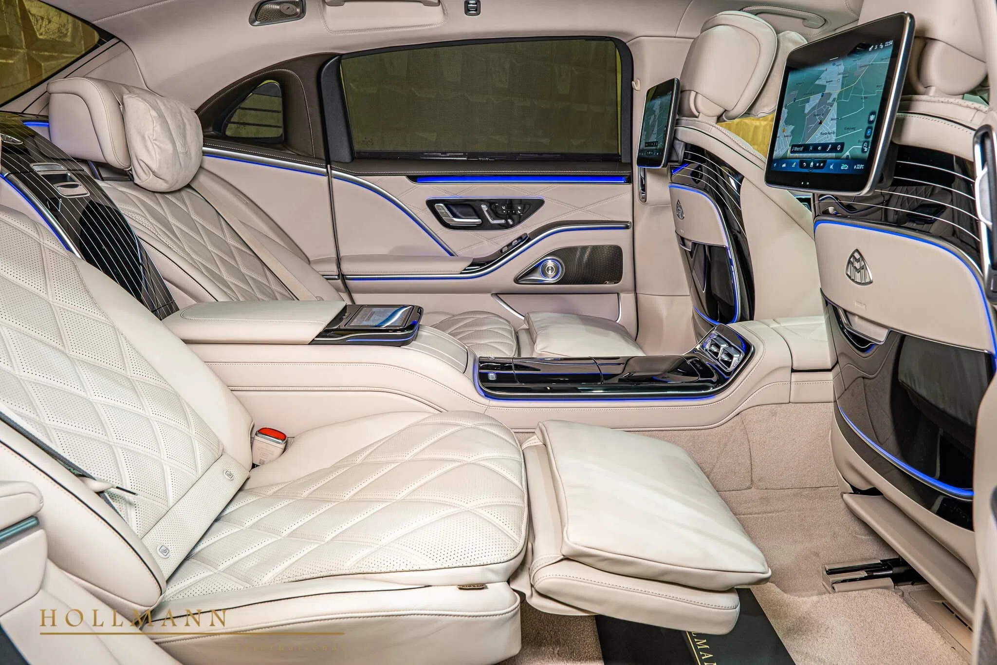 2021 Mercedes-Maybach S 680 interior, seats, Exclusive Beige