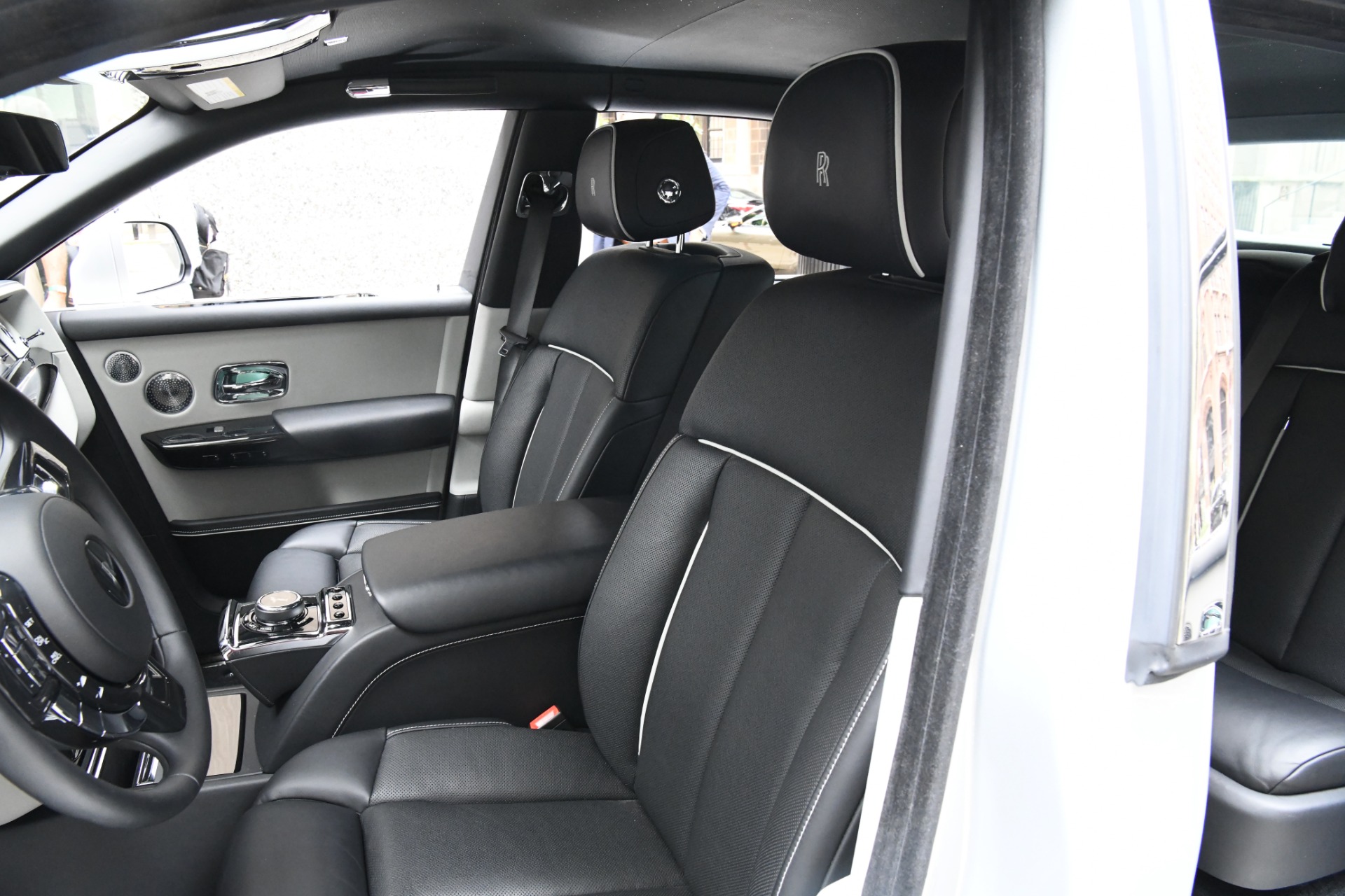 2021 ROLLS-ROYCE PHANTOM, 15/18