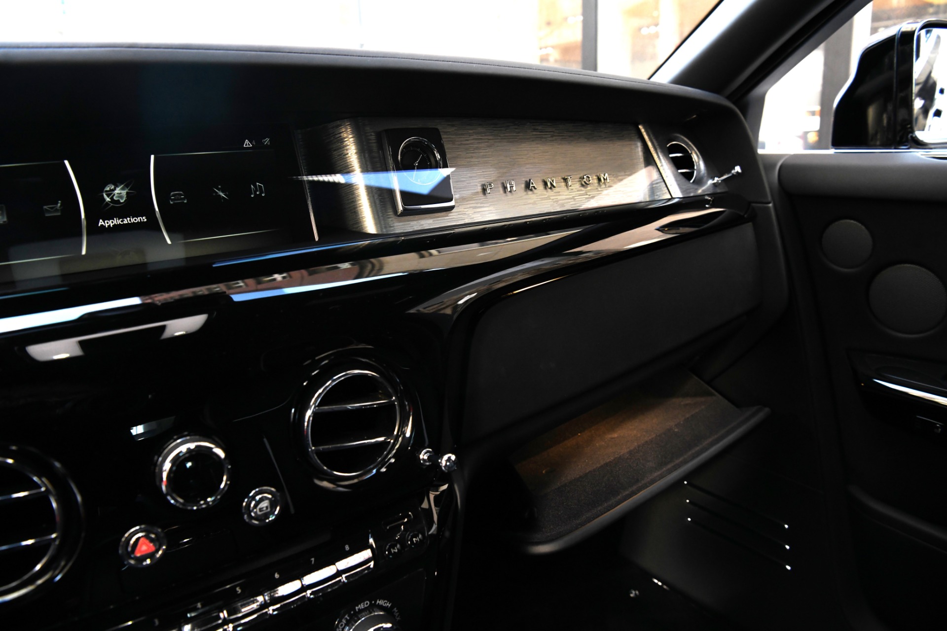 2018 ROLLS-ROYCE PHANTOM EWB, 2/15