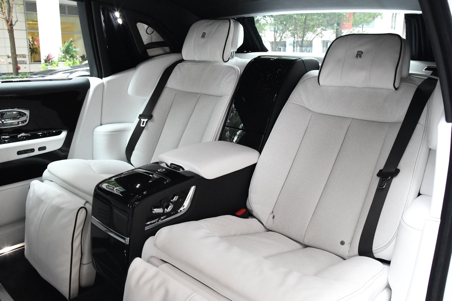 2019 ROLLS-ROYCE PHANTOM EXTENDED WHEELBASE EWB, 11/20