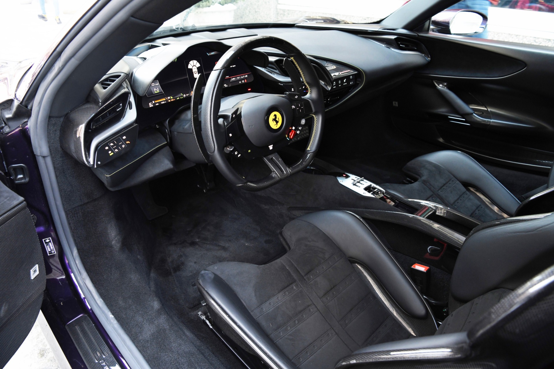 2021 FERRARI SF90 STRADALE, 10/16