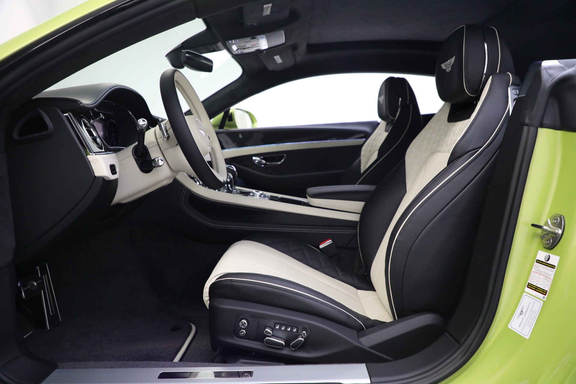 2021 Bentley Continental GT, 9/16