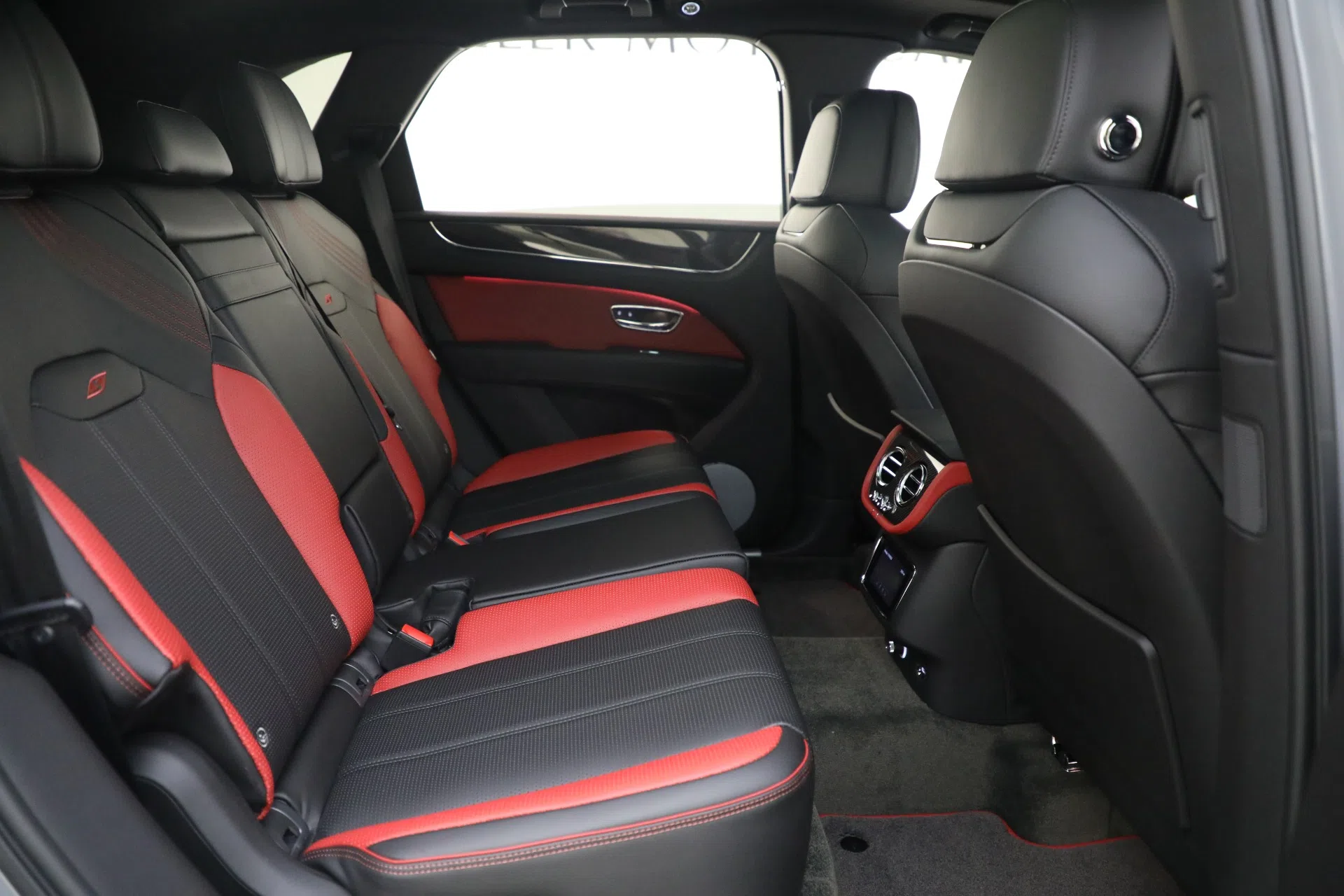 2022 Bentley Bentayga S interior, seats, Beluga Leather