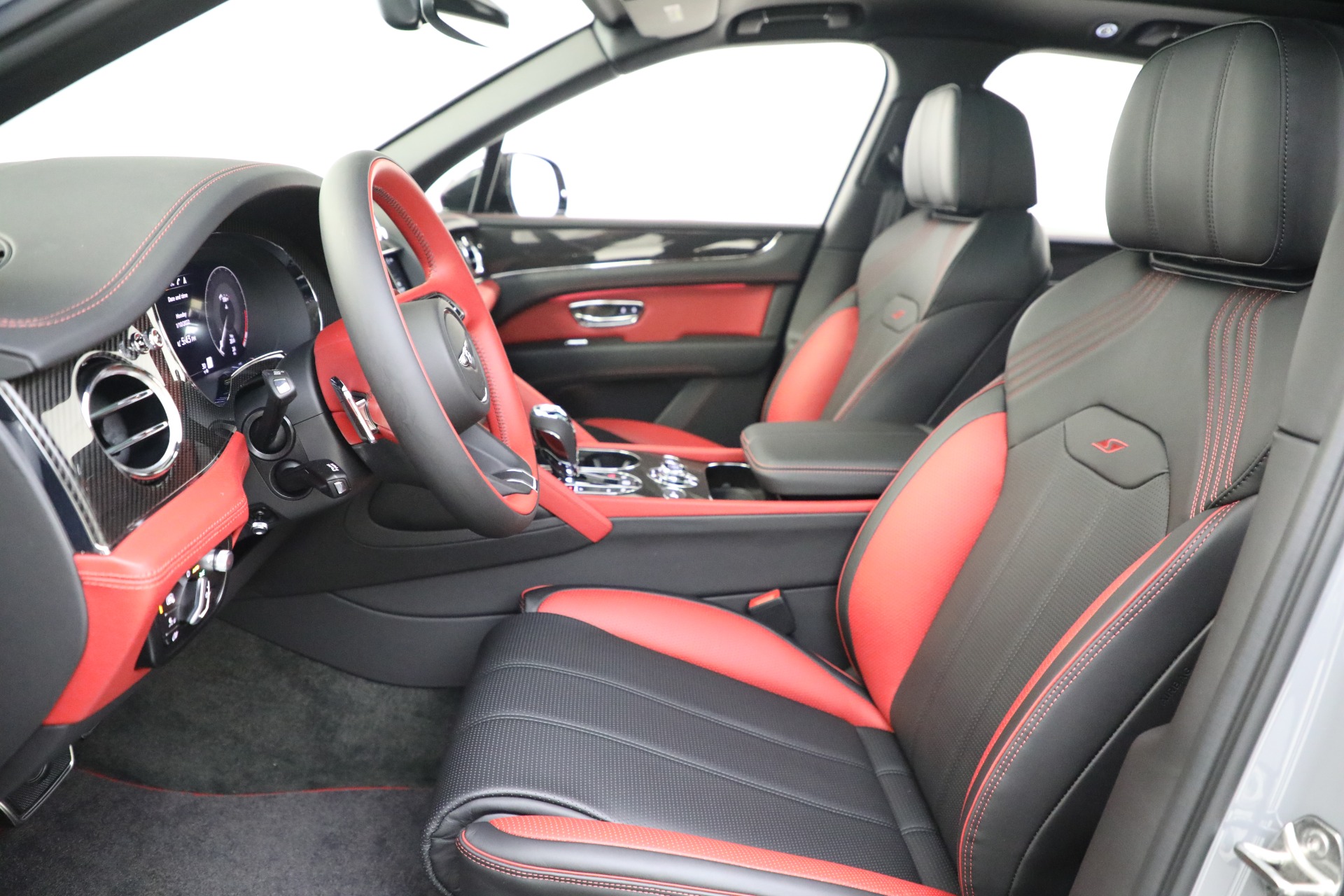2022 Bentley Bentayga S, 10/18